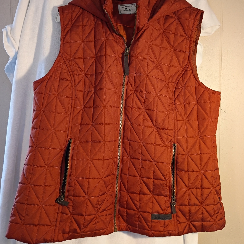 G.H. Bass & Co. Quilted Rust Vest